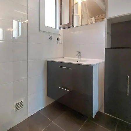 Дом отдыха Charmante Maison Proche Руайян